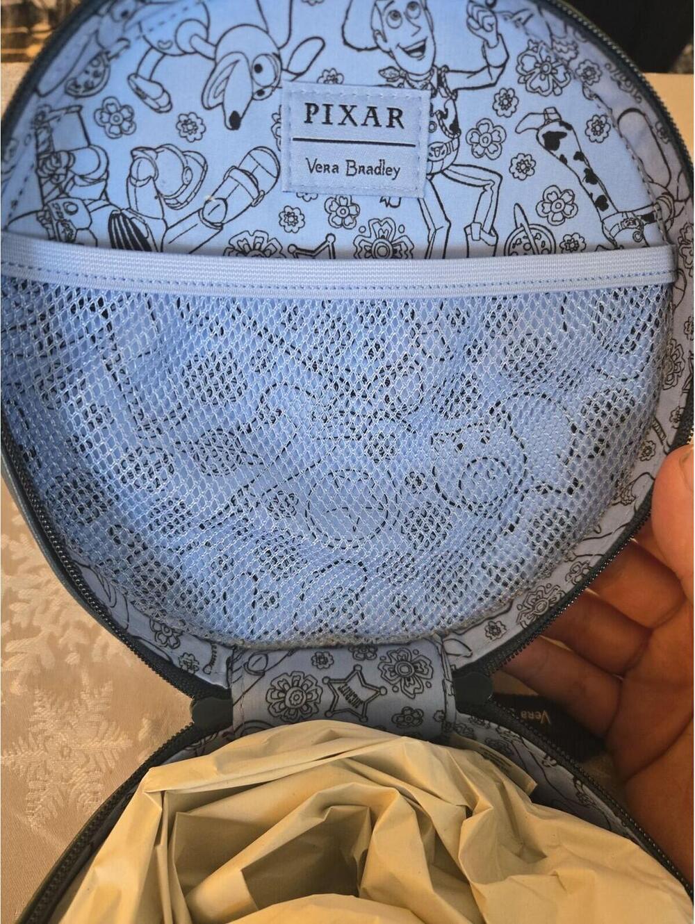 Vera Bradley x Disney Pixar Toy Story Round Collectible Case - New With Tags - Picture 4 of 6